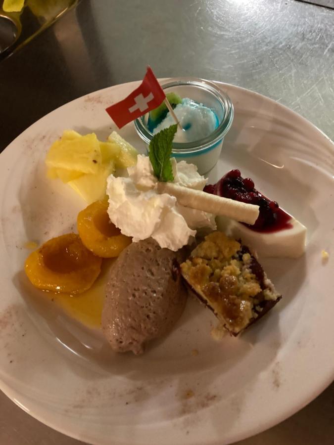 Hotel Restaurant Raben Linthal Eksteriør billede